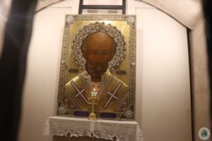 Wnętrze Bazyliki Św. Mikołaja w Bari