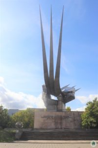 Pomnik Lotników w Warce